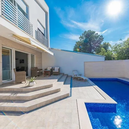 Charmantes Ferienhaus In Privlaka Mit Privatem Pool Privlaka (Zadar)